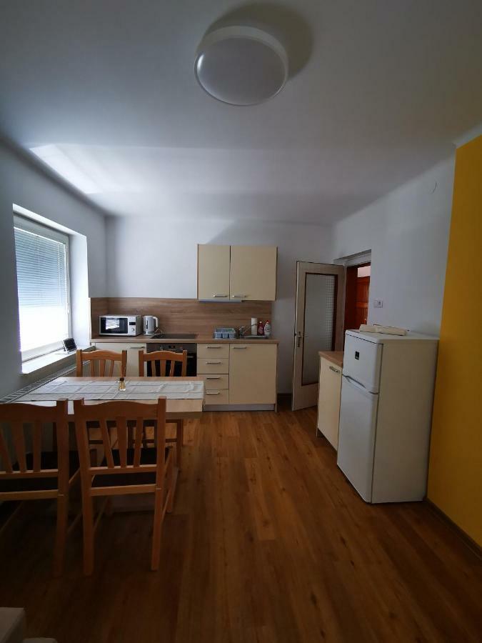 Apartmaji Tomsic Mojstrana Bagian luar foto