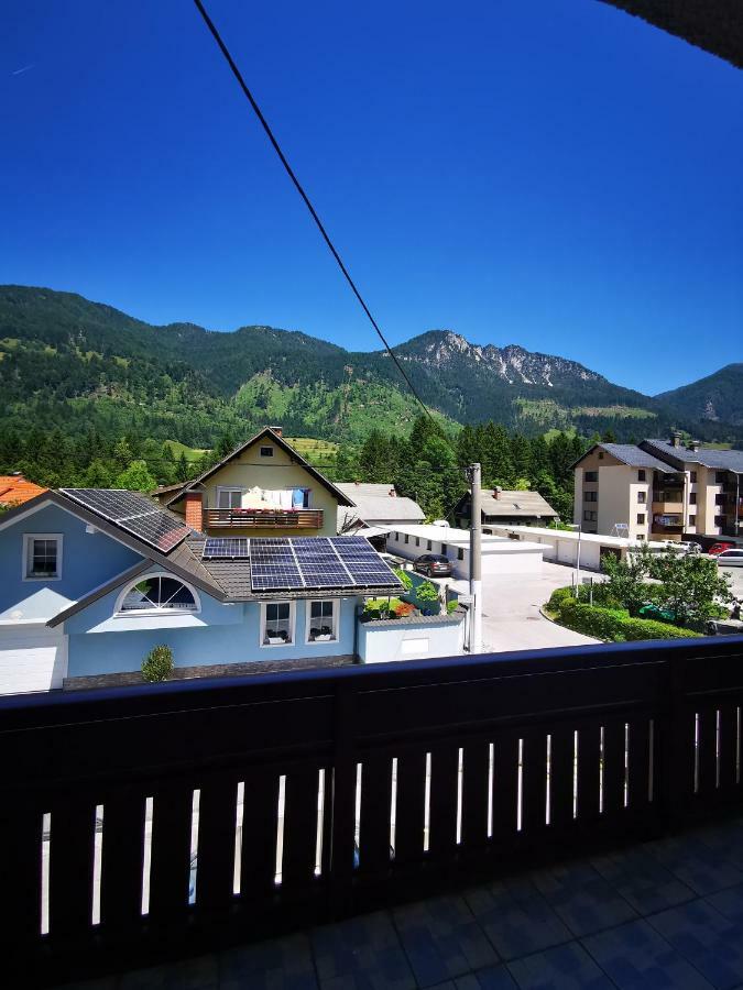 Apartmaji Tomsic Mojstrana Bagian luar foto